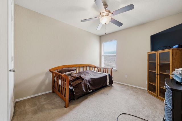 612 Owen Trail, Grand Prairie, TX 75051