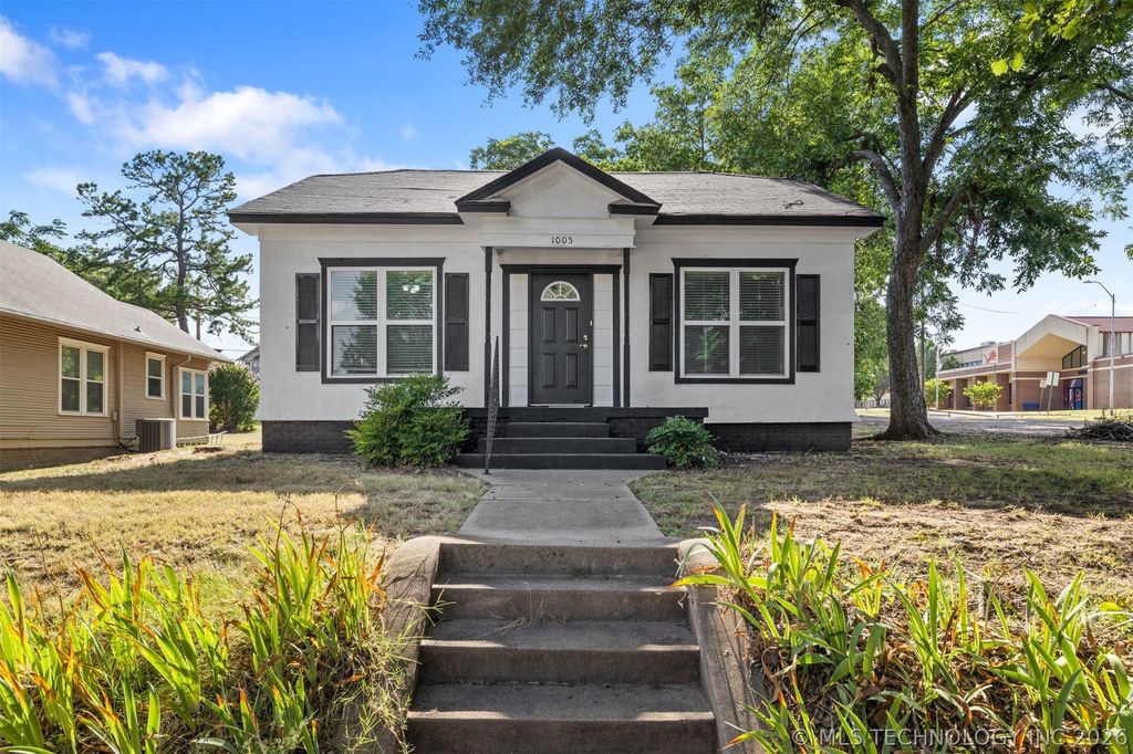 1005 N 7th, Durant, OK 74701
