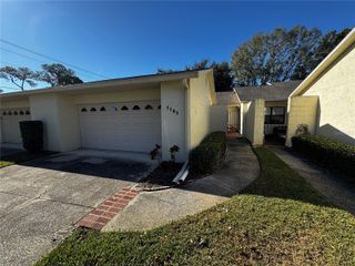 2205 CYPRESS COVE DRIVE, Tavares, FL 32778