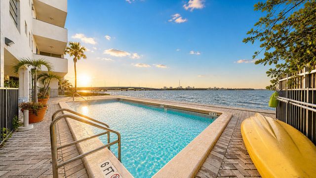 7795 NE Bayshore Court 502, Miami, FL 33138