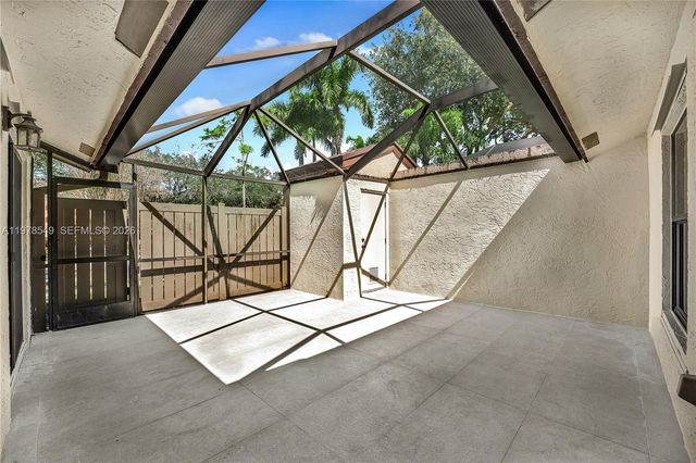 2616 N Carambola Cir N 1702, Coconut Creek, FL 33066