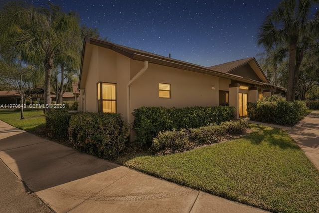 2616 N Carambola Cir N 1702, Coconut Creek, FL 33066