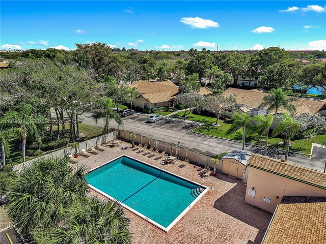 2616 N Carambola Cir N 1702, Coconut Creek, FL 33066