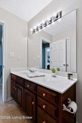 11210 Bakers Falls Ct, Louisville, KY 40299