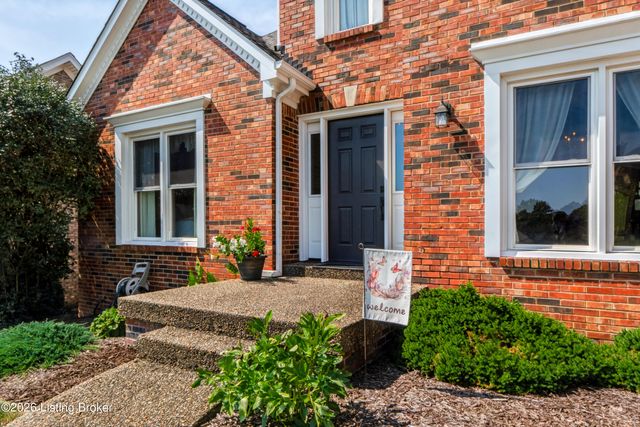 11210 Bakers Falls Ct, Louisville, KY 40299