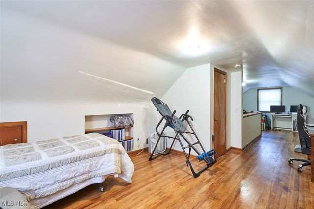 1819 Grant Avenue, Cuyahoga Falls, OH 44223