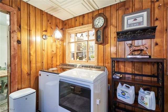 1819 Grant Avenue, Cuyahoga Falls, OH 44223