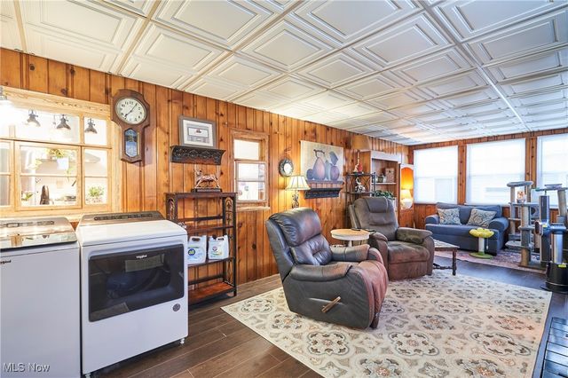 1819 Grant Avenue, Cuyahoga Falls, OH 44223