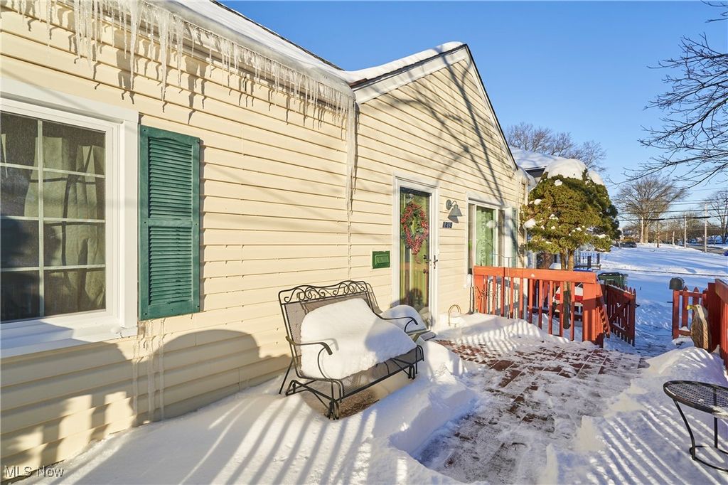 1819 Grant Avenue, Cuyahoga Falls, OH 44223