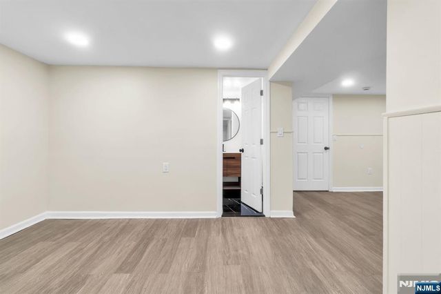 209 Michigan Avenue, Kenilworth, NJ 07033