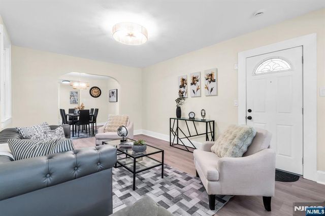 209 Michigan Avenue, Kenilworth, NJ 07033