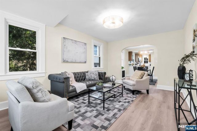 209 Michigan Avenue, Kenilworth, NJ 07033