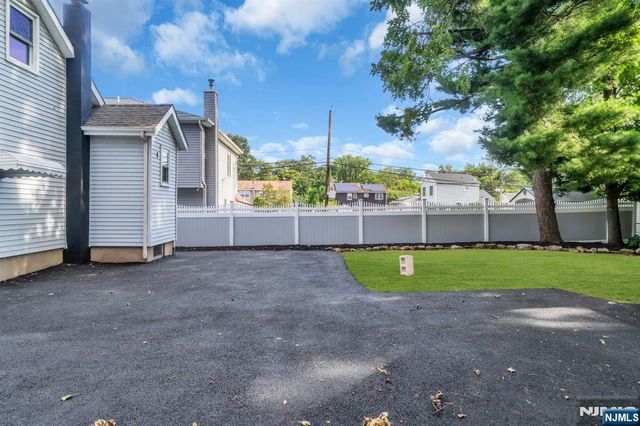 209 Michigan Avenue, Kenilworth, NJ 07033