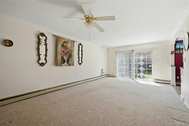 263 N Newbridge Road 1C, Levittown, NY 11756