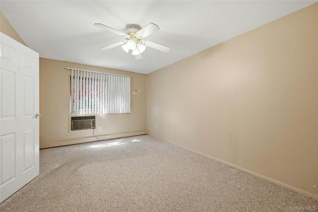 263 N Newbridge Road 1C, Levittown, NY 11756