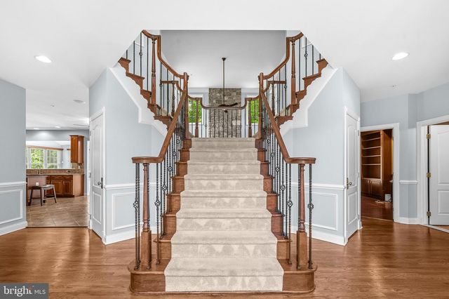 8302 CONDY CT, Clinton, MD 20735