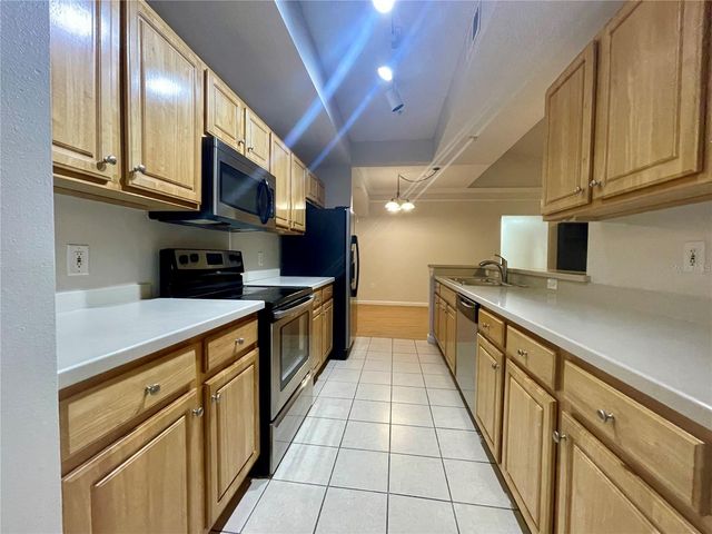 12102 POPPY FIELD LANE 111, Orlando, FL 32837