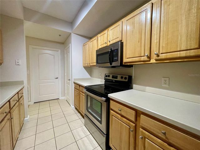 12102 POPPY FIELD LANE 111, Orlando, FL 32837