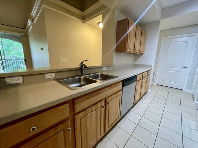 12102 POPPY FIELD LANE 111, Orlando, FL 32837