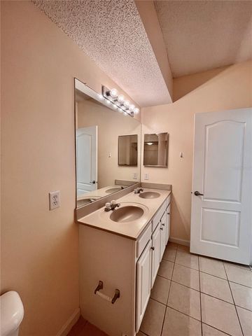 12102 POPPY FIELD LANE 111, Orlando, FL 32837