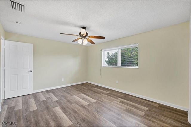 122 SE 41st TER, Cape Coral, FL 33904