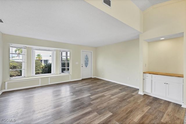 122 SE 41st TER, Cape Coral, FL 33904