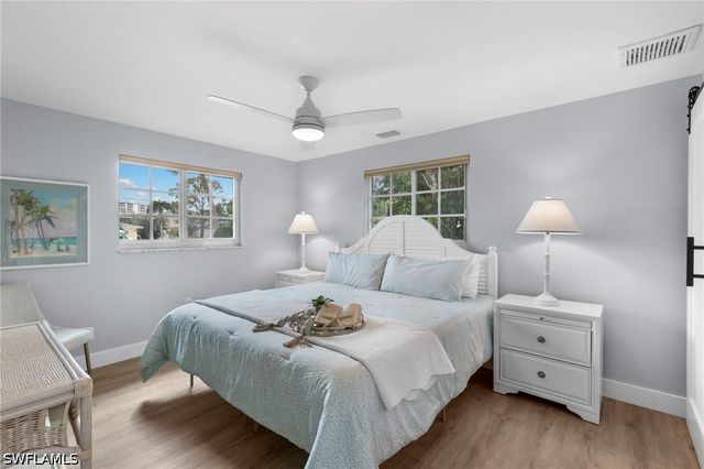 541 94th AVE N, Naples, FL 34108