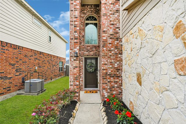 5219 Misty Lane, Bacliff, TX 77518