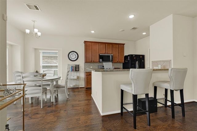 5219 Misty Lane, Bacliff, TX 77518