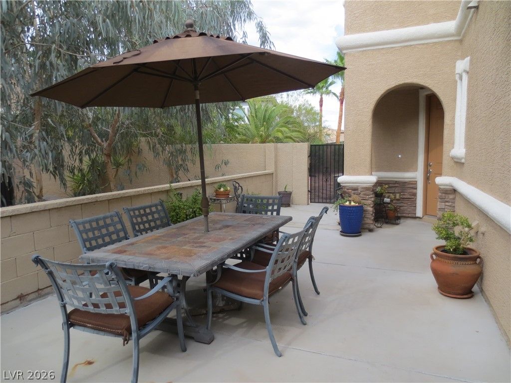1084 Maple Bend Court, Las Vegas, NV 89138 — photo 5