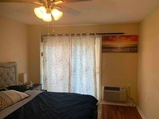 4975 Washington St. 110, Boston, MA 02132
