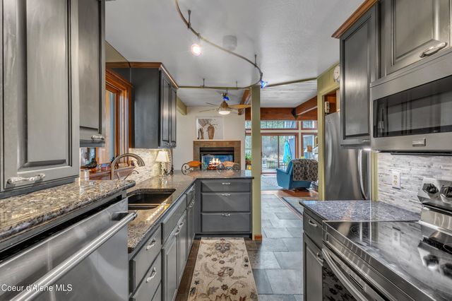 5892 W Harbor DR, Coeur D'alene, ID 83814