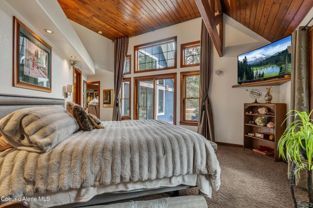 5892 W Harbor DR, Coeur D'alene, ID 83814