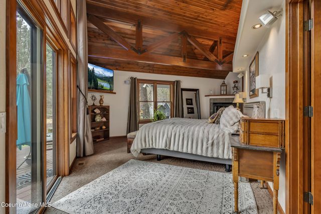 5892 W Harbor DR, Coeur D'alene, ID 83814