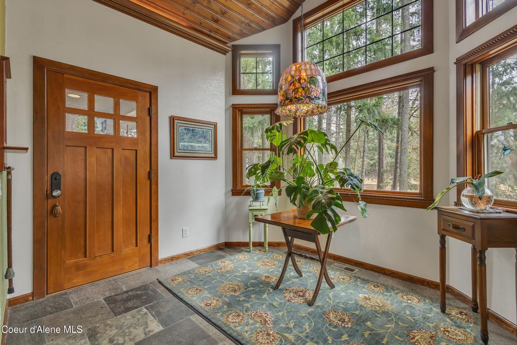 5892 W Harbor DR, Coeur d'Alene, ID 83814 photo 15