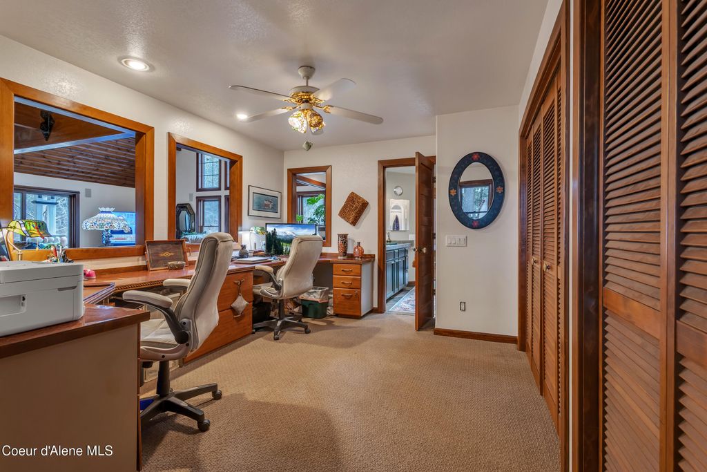 5892 W Harbor DR, Coeur d'Alene, ID 83814 photo 25