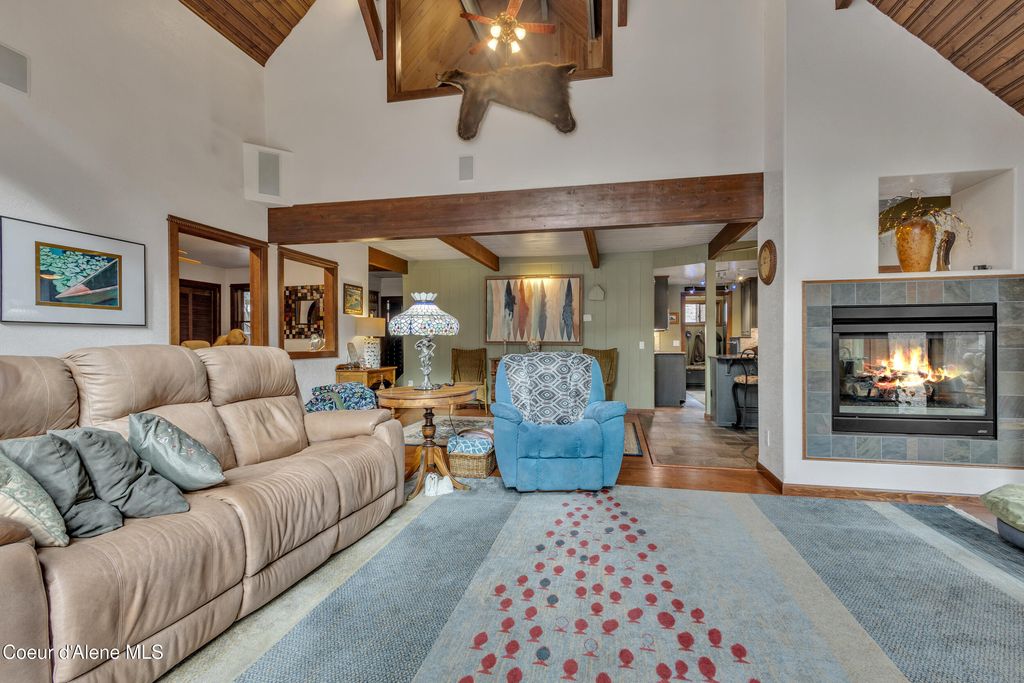 5892 W Harbor DR, Coeur d'Alene, ID 83814 photo 4