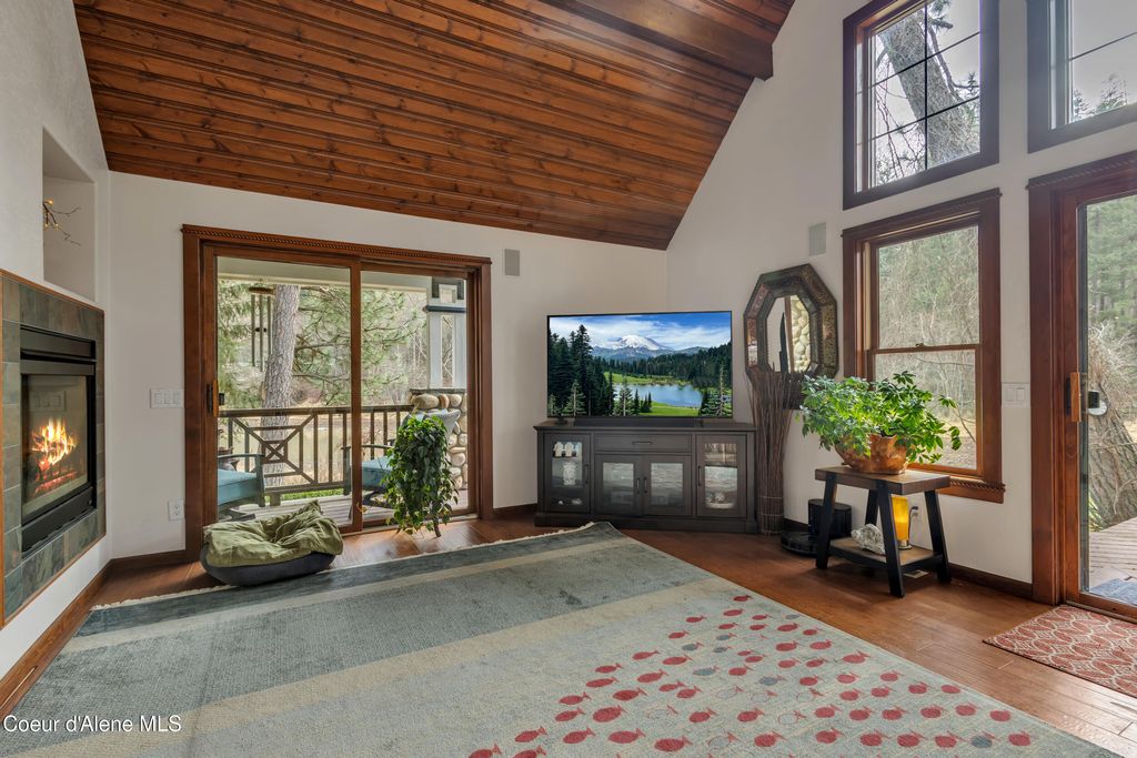 5892 W Harbor DR, Coeur d'Alene, ID 83814 photo 7