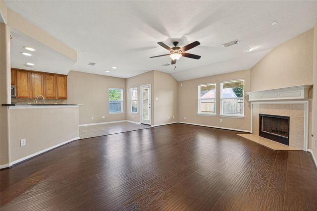 21007 Pineda Circle, Richmond, TX 77406