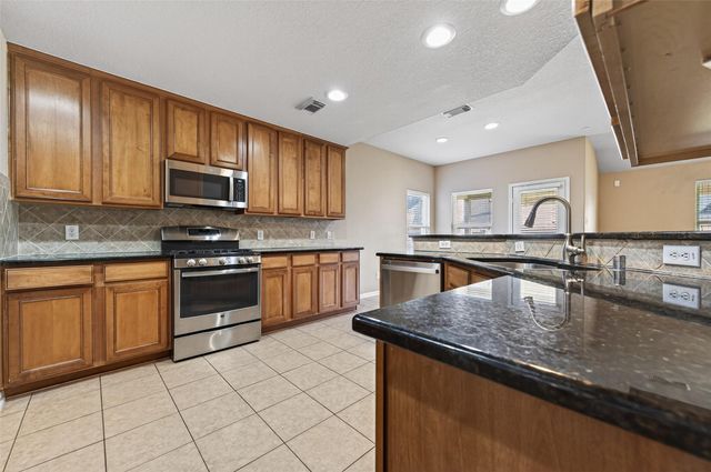 21007 Pineda Circle, Richmond, TX 77406