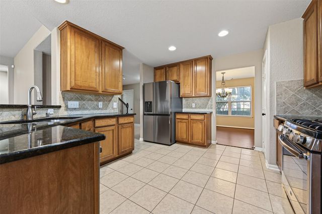 21007 Pineda Circle, Richmond, TX 77406