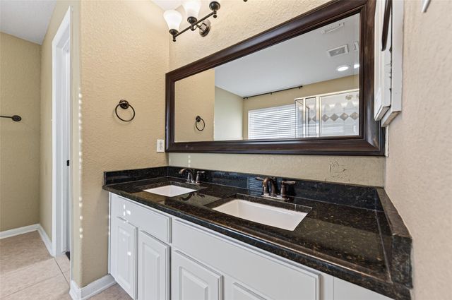 21007 Pineda Circle, Richmond, TX 77406