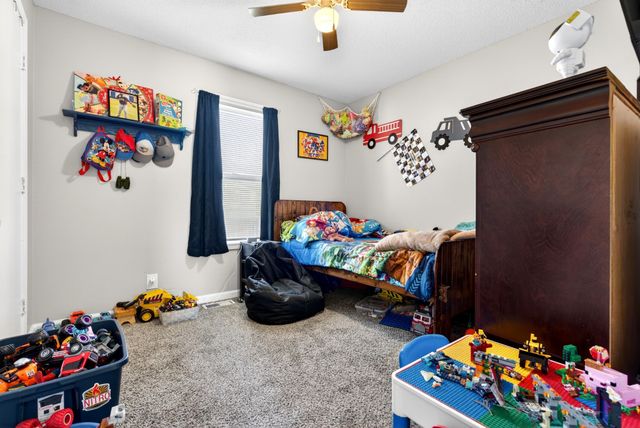 1065 Princeton Ct, Clarksville, TN 37042