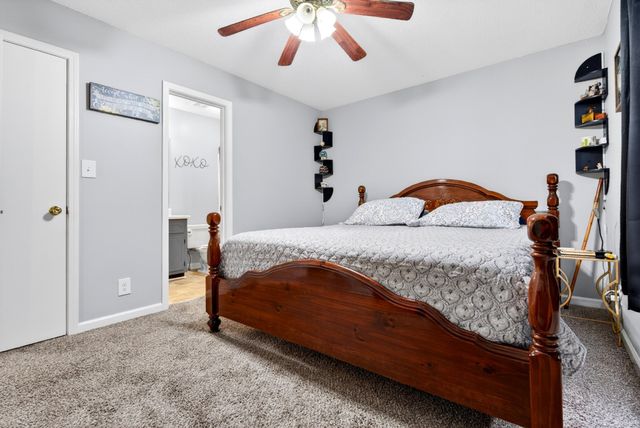 1065 Princeton Ct, Clarksville, TN 37042