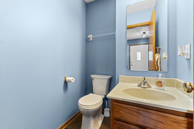7910 Waggoner Run Drive, Blacklick, OH 43004