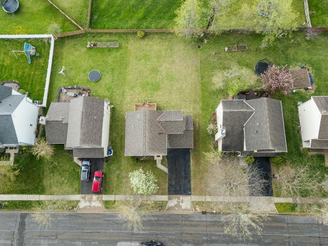 7910 Waggoner Run Drive, Blacklick, OH 43004