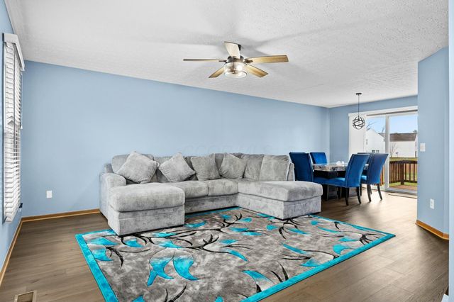 7910 Waggoner Run Drive, Blacklick, OH 43004