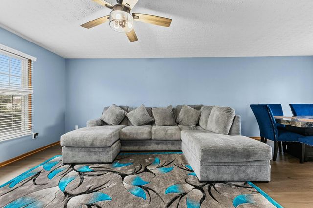 7910 Waggoner Run Drive, Blacklick, OH 43004