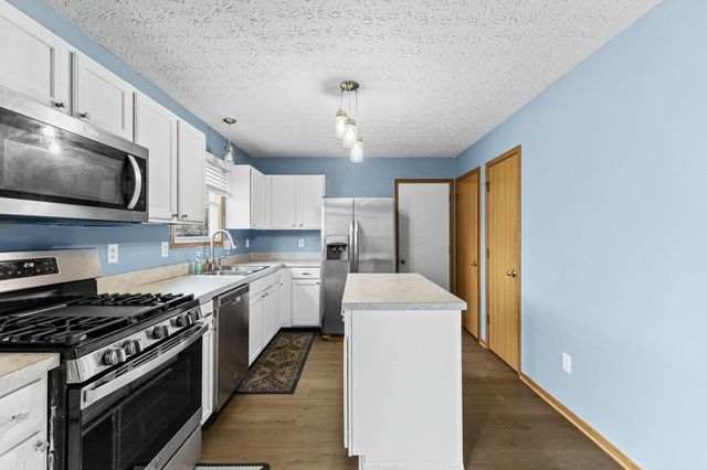 7910 Waggoner Run Drive, Blacklick, OH 43004