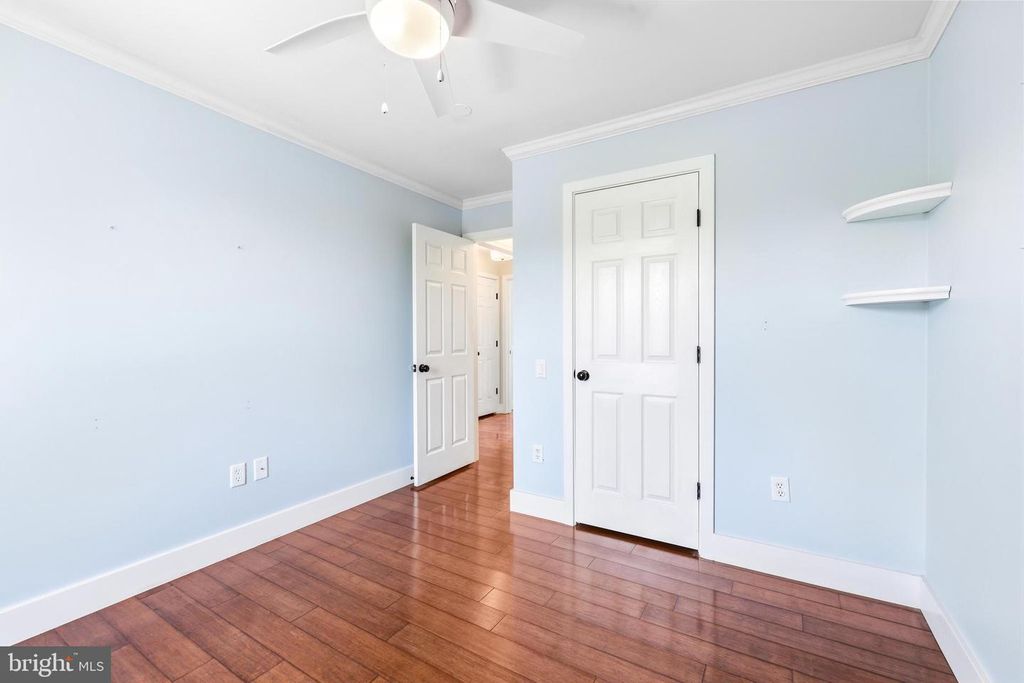 Image 32 of property listing at 6956 FAIR LN, New Market, MD 21774